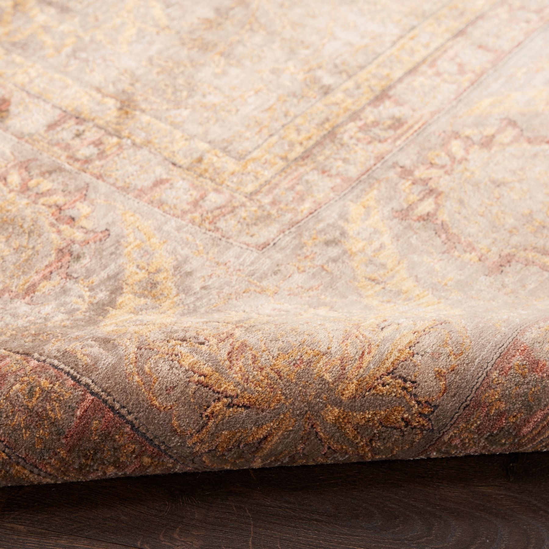 Closeup view of Luxurious LRS02 Persian-inspired viscose rug in Taupe